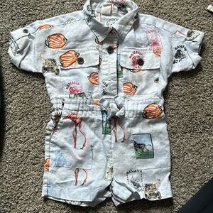 Banana Republic size 6-12 months jumpsuit. Worn ONE time.